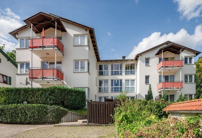 Familienfreundliche Ferienwohnung mit gemütlichem Balkon in Zinnowitz
