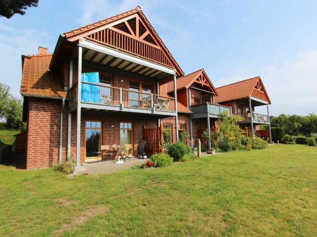 Ferienwohnung Alice mit Balkon und Meerblick