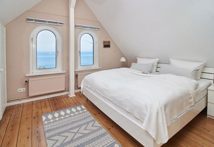 Doppelzimmer „Leuchtturm“ – Atemberaubender Ausblick in der obersten Etage