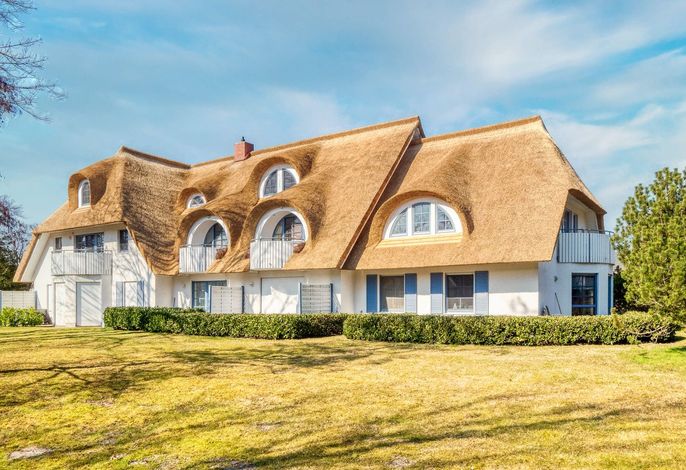 Komfortable Ferienwohnung mit Terrasse und Garten in zentraler Lage in Zingst