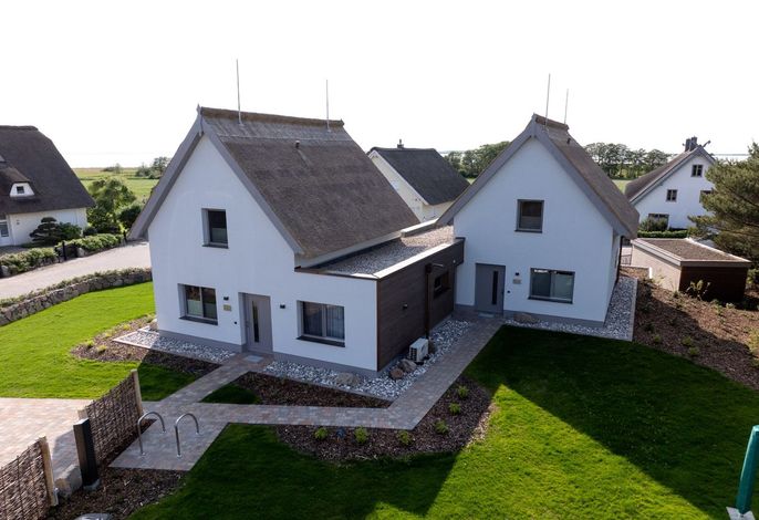 Modernes Ferienhaus "Sandwelle" in idyllischer Lage mit Achterwasserblick