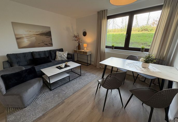 "Stranddistel" Ferienhaus mit 5 Wohneinheiten...