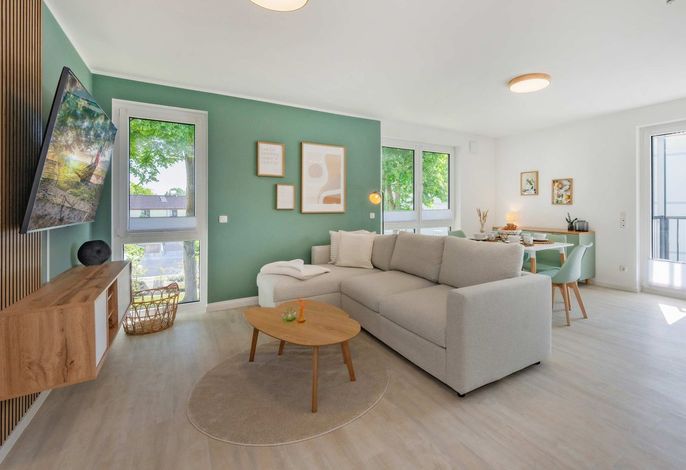 Moderne Ferienwohnung in Kölpinsee mit Balkon, fußläufig zum Strand & See
