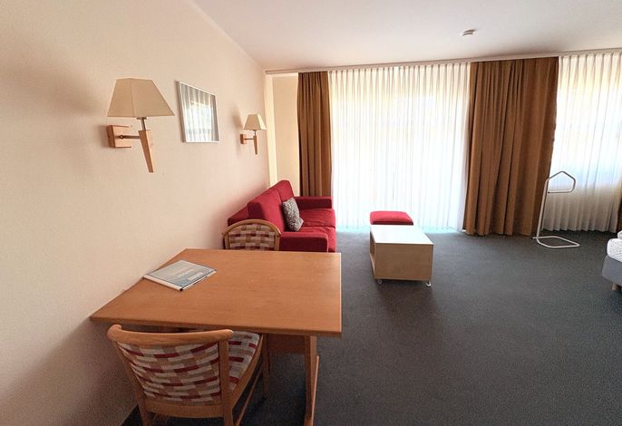 Ferienwohnung Hühnergott 1 – zentral in Sellin mit Balkon & Parkplatz