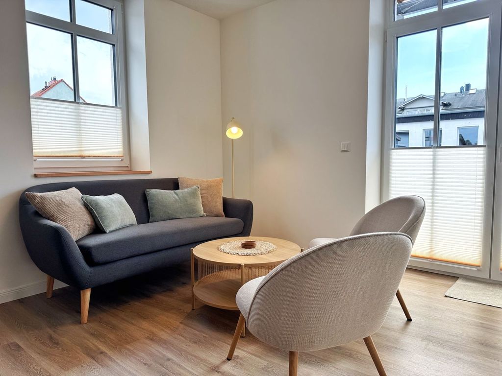 Hafenmeister Malte – Entspannt wohnen mit Balkon und Hafenflair