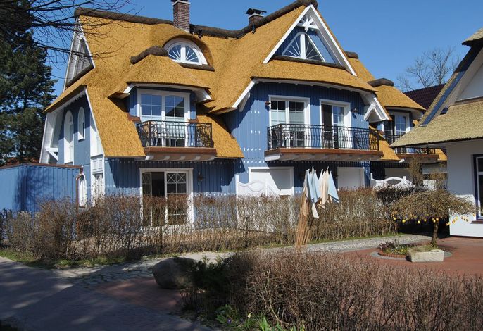 Komfortable Ferienwohnung mit Kamin, WLAN und überdachter Terrasse in Zingst