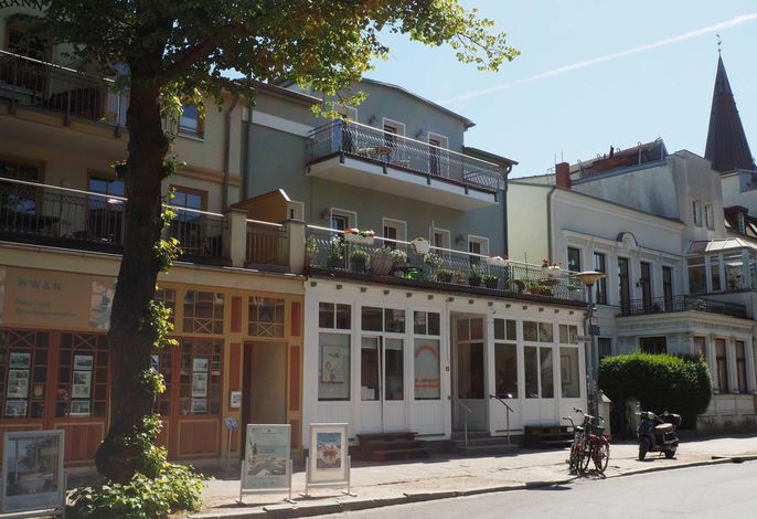 Gemütliche 57m² Ferienwohnung mit Balkon & WLAN – ideal für 4 Personen