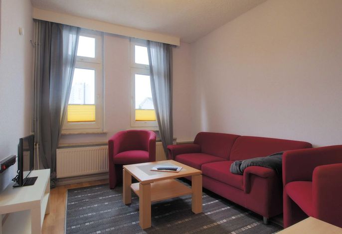 Geräumige Ferienwohnung Villa Fortuna Fewo 1  strandnah und familienfreundlich