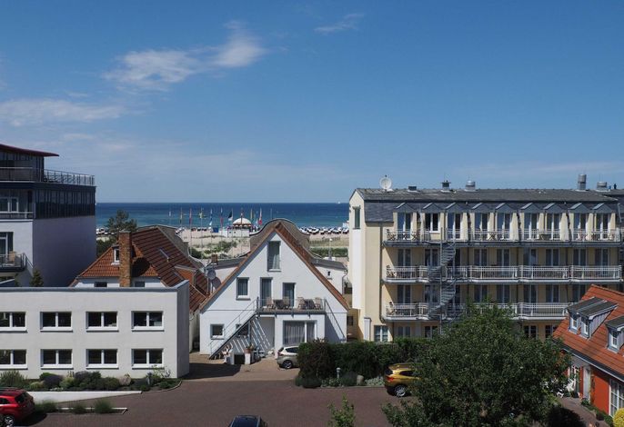 Komfortable Ferienwohnung mit Balkon und Meerblick in Warnemünde