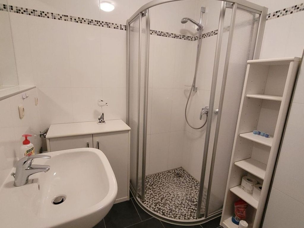 Bad mit Dusche