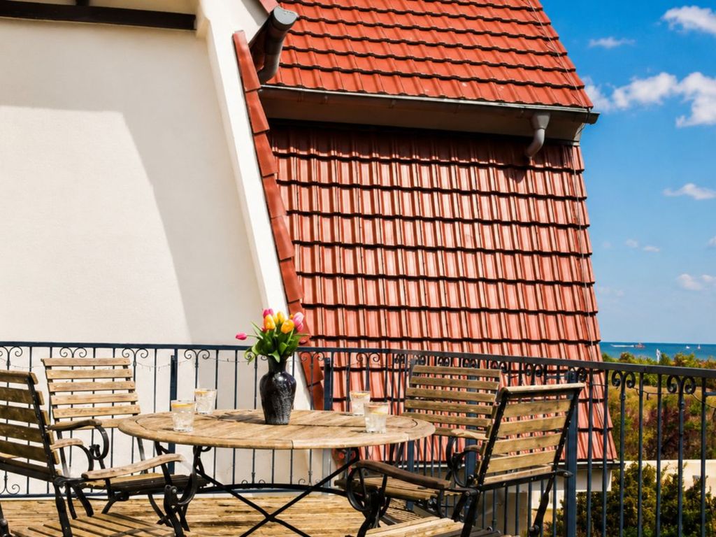 Balkon mit Blick auf Möbel