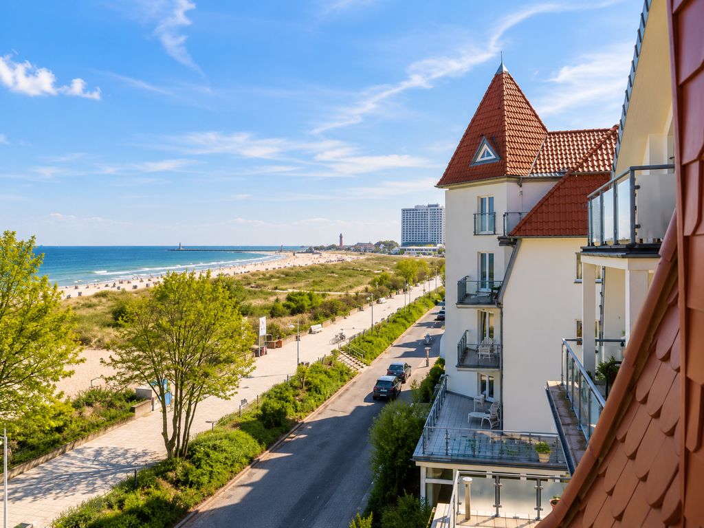 Blick zum Leuchtturm