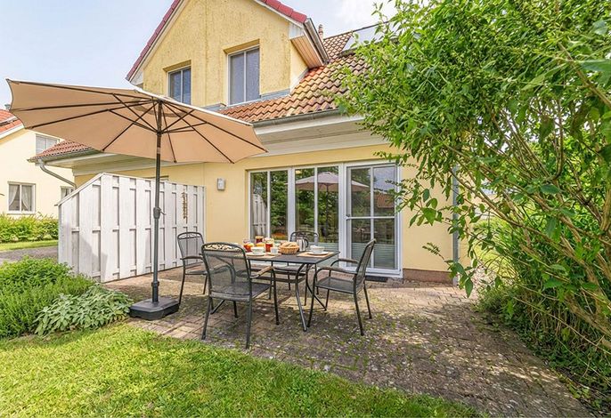 Komfortables Ferienhaus Seeadler in Korswandt, Terrasse und Nähe zum See