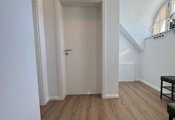 Ferienwohnung mit Balkon & Wasserblick – voll ausgestattet für 2 Personen