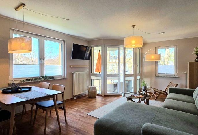 Großzügige Ferienwohnung mit Balkon, Aufzug und moderner Ausstattung in Graal-Müritz