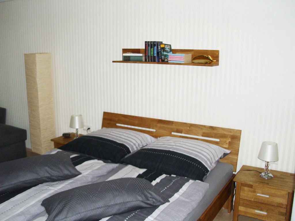 Bett