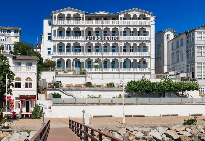 Fürstenhof, App. 104 - Erste Reihe am Meer mit Ostseeblick