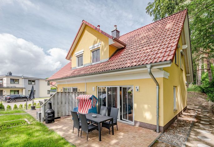 Haus Kontraste 4m - familiäre Doppelhaushälfte mit Sauna & Kamin