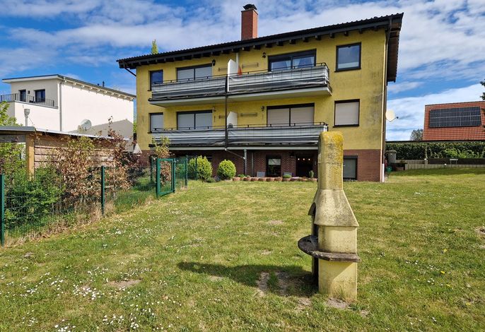 FeWo Ostseeglück im Jasmund-Paradies mit Terrasse und haustierfreundlich