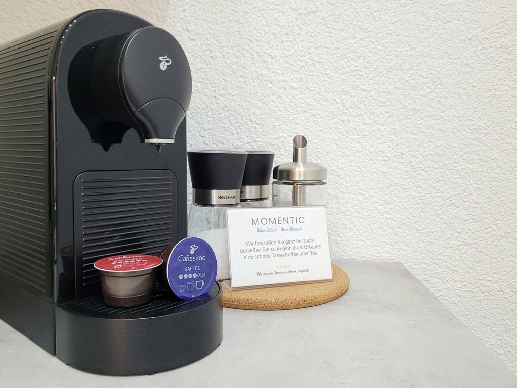 Caffissimo Kaffeemaschine mit 2 Willkommens-Pads