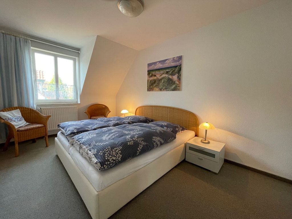 Schlafzimmer mit Doppelbett