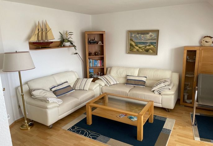 Moderne Ferienwohnung in Zingst in Strandnähe mit Balkon und Parkplatz