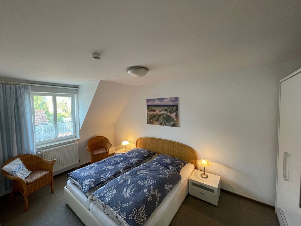 Schlafzimmer mit Doppelbett