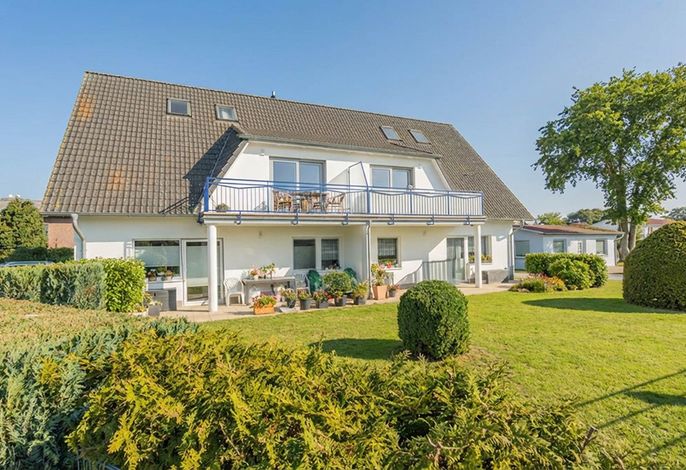 Ferienwohnung Sandra - modernes Domizil für 6 Personen mit Balkon in Zinnowitz
