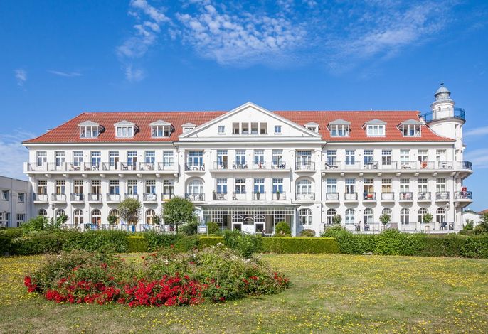 Ferienwohnung Kühlungsborn West – strandnah mit Balkon für 2 Personen & Kind