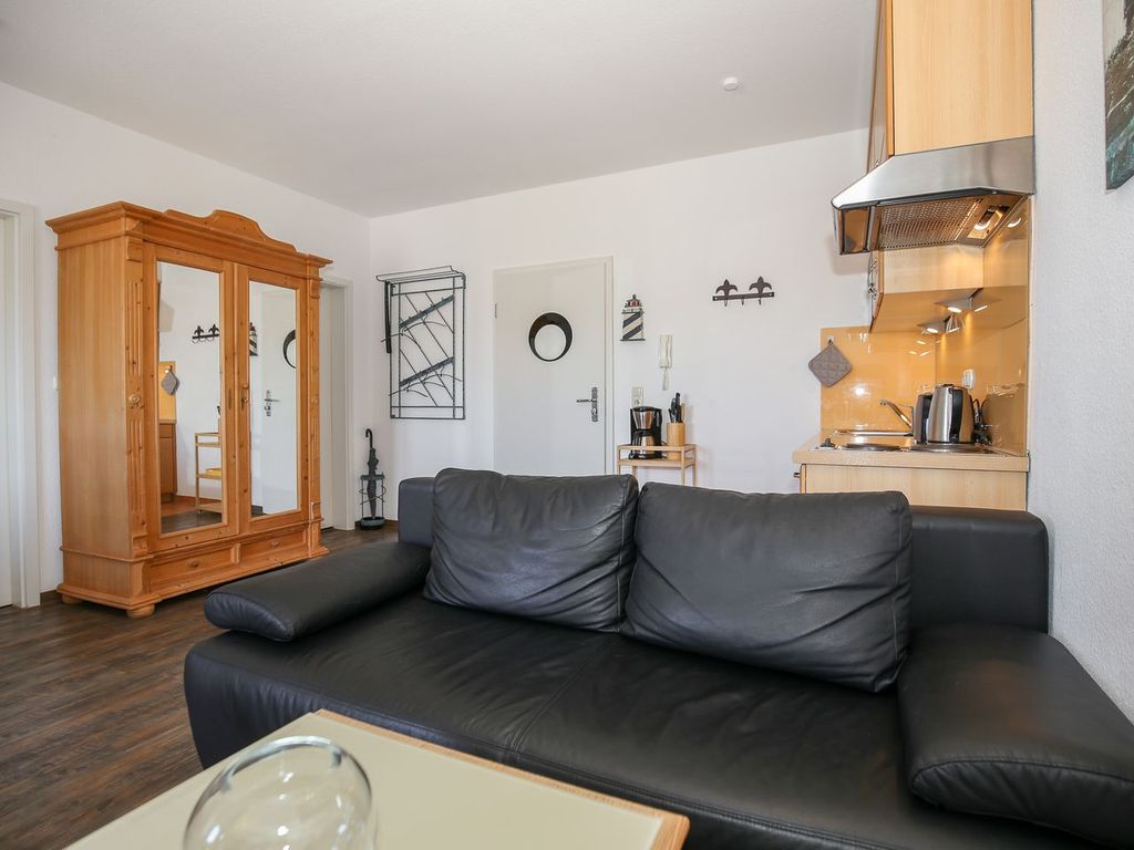 Wohnzimmer mit Sofa