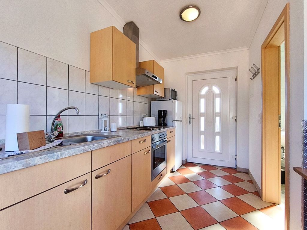 Funktionale Einbauküche für entspanntes Kochen im Usedom-Urlaub
