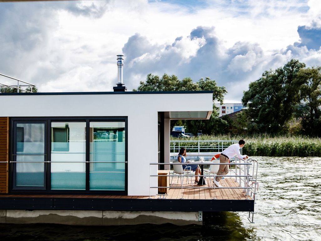 Kranichnest Ferienhaus, Bootshaus, Schwimmhaus