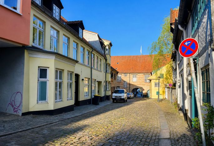 fewo1846 – Kapitänskoje | Maritimes Wohnen im Herzen von Flensburg