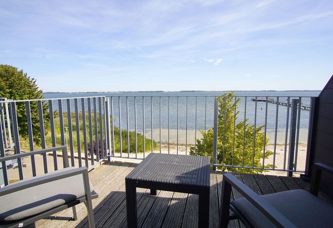 strandnah,Balkon, Meerblick, Strandfewos Dranske FeWo 26