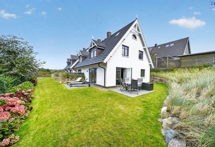Stilvolles Hausteil für 6 Pers. mit Sauna, Garten und kostenfreier E-Ladestation