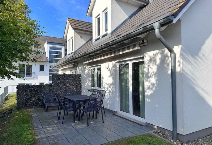 Photo Moderne Haushälfte mit drei Schlafzimmern und Kamin 1