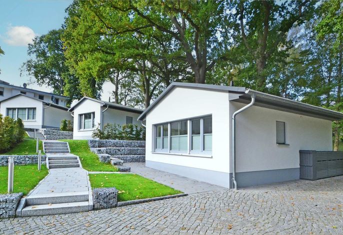 Moderner Bungalow in Heringsdorf mit Sauna, Garten und Strandnähe
