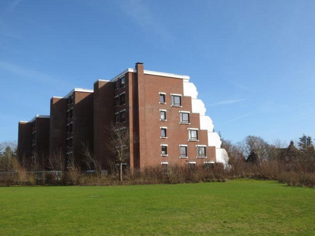 Und von der Straße aus.