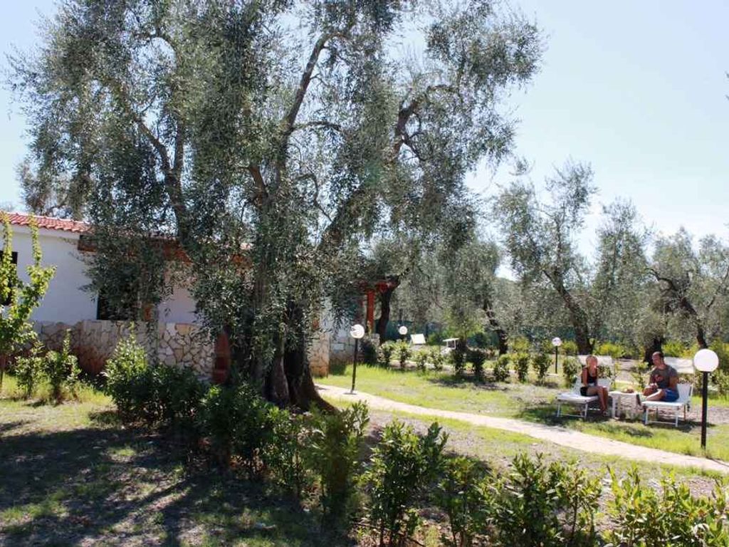 Bungalow mit großem privaten Garten und Grill