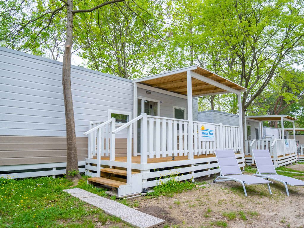 Mobilehome mit Klimaanlage, Terrasse und Pool