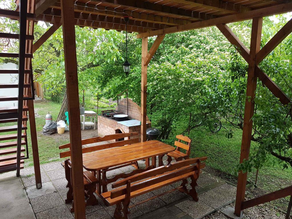 Ferienhaus mit Klimaanlage und Panorama auf den See