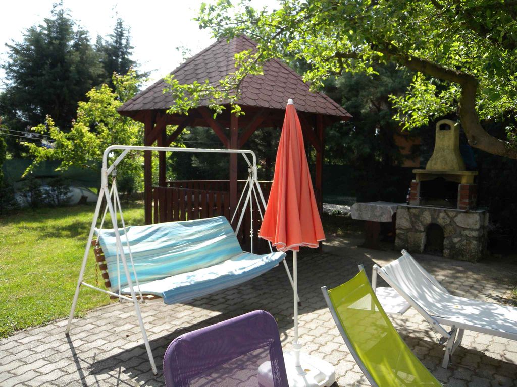 Ferienwohnung mit Pool, Klimaanlage und 2 Badezimmer