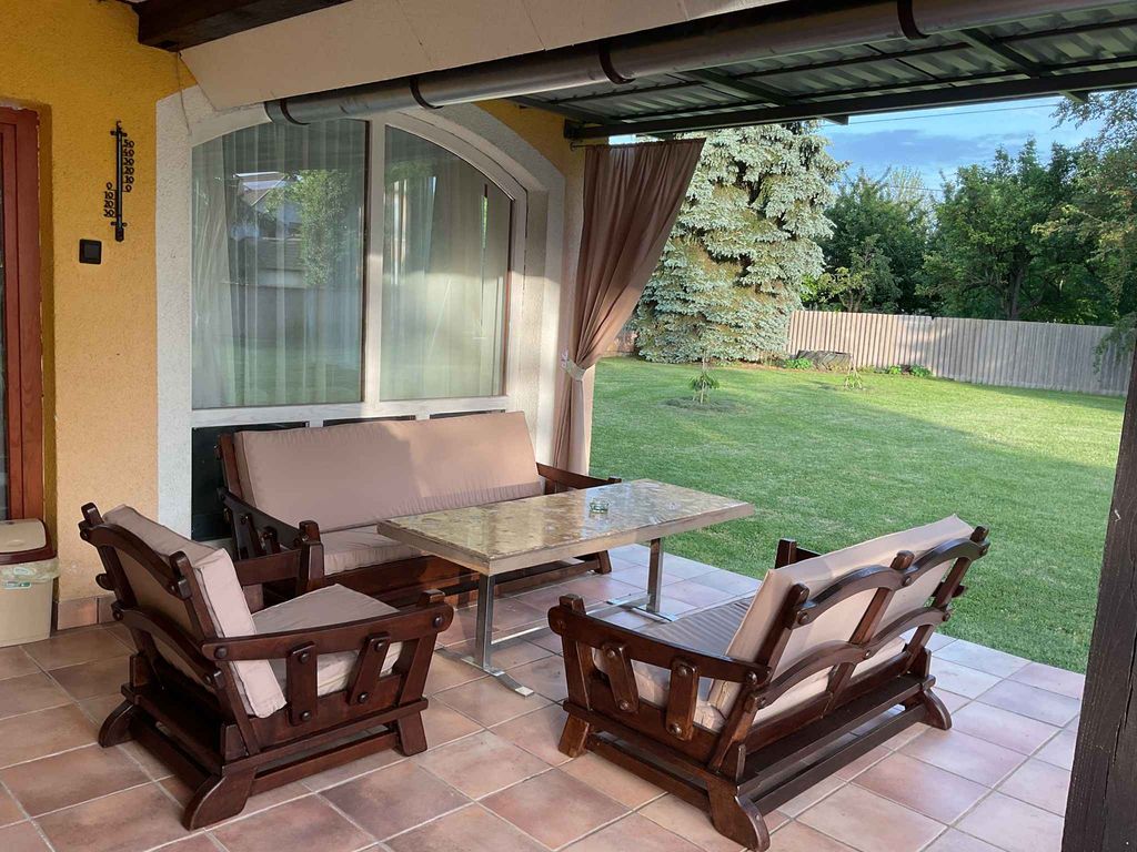 Ferienwohnung mit Garten und Terrasse