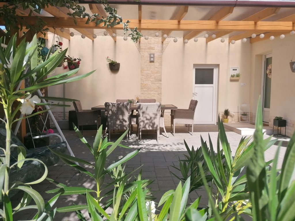 Ferienhaus mit Waschmaschine und Geschirrspüler