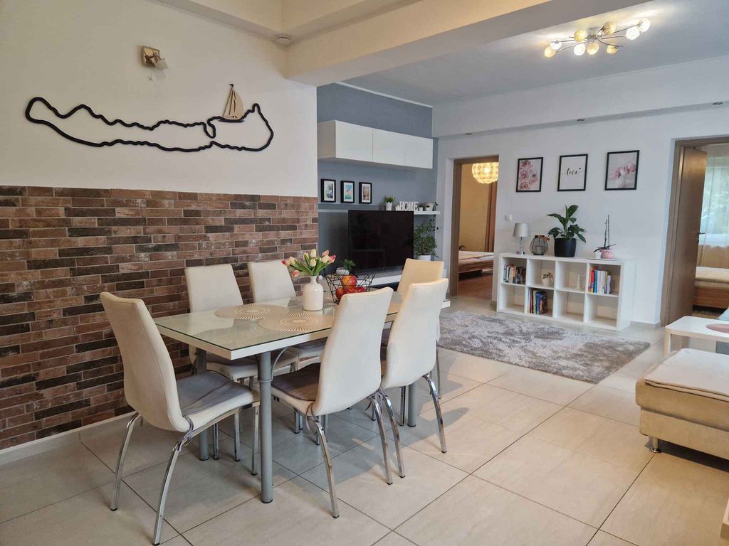 Ferienhaus mit Waschmaschine und Geschirrspüler