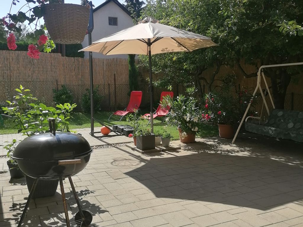 Ferienhaus mit Waschmaschine und Geschirrspüler
