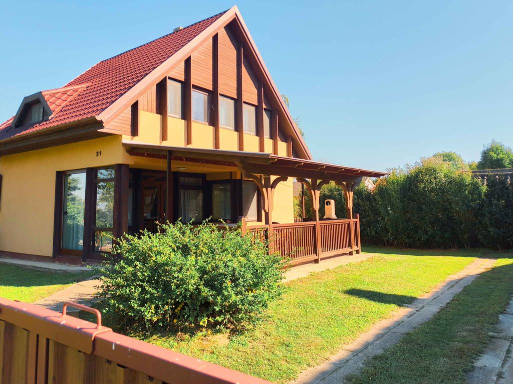 Ferienhaus 250 m vom Strand