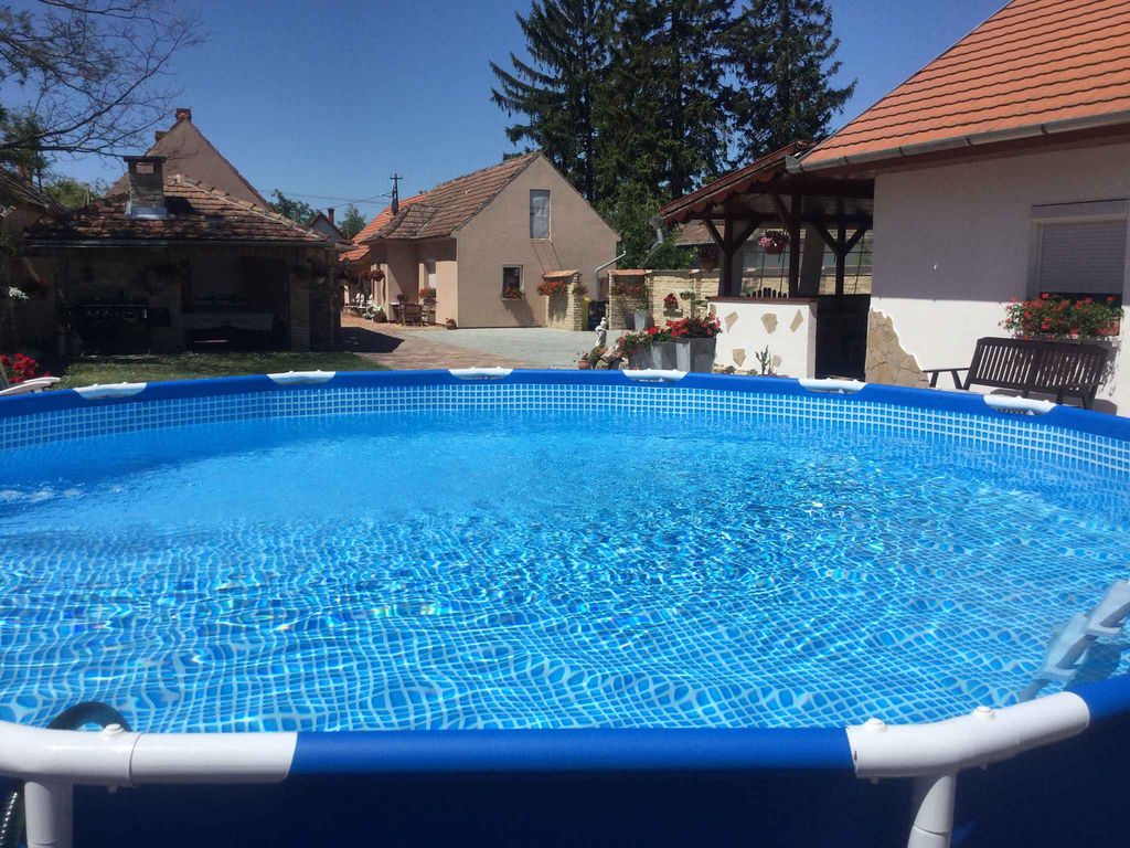 Ferienwohnung mit Ofen, Waschmaschine und Geschirrspüler