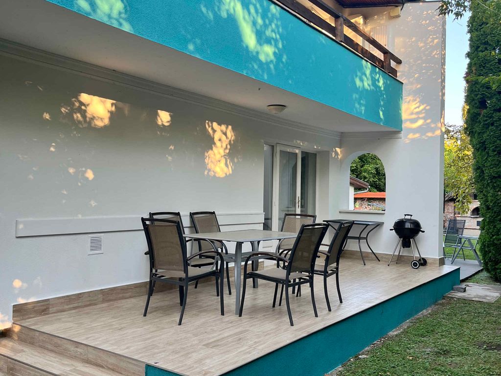 Ferienhaus mit Waschmaschine nur 100 m vom Strand