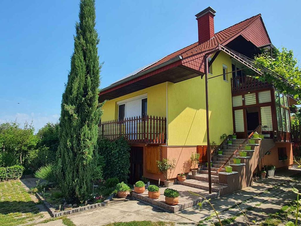 Ferienwohnung mit Klimaanlage und Grillmöglichkeit